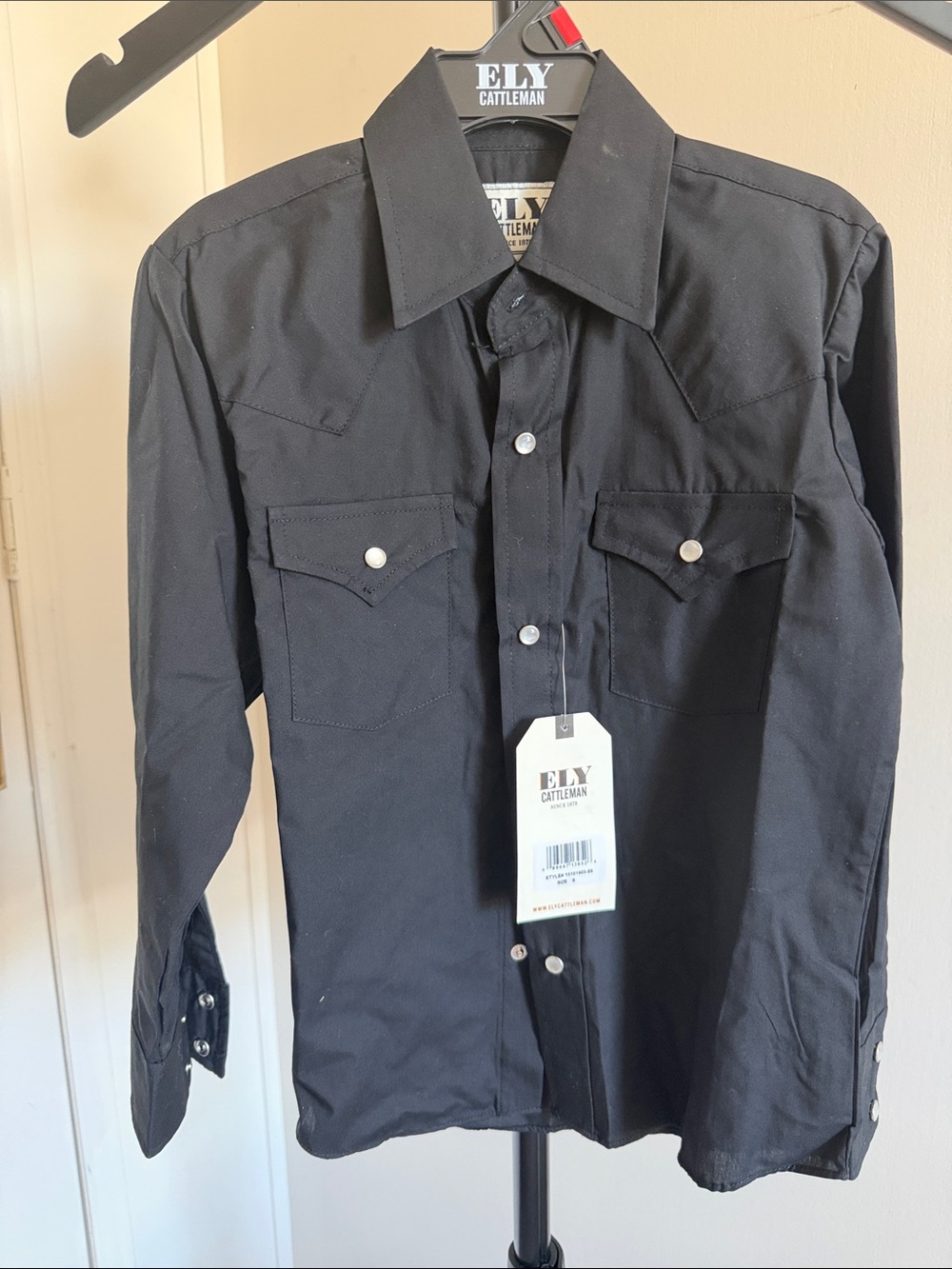 Ely Cattleman Boys Black Western Snap Shirt with Chest Pockets